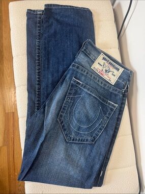 True Religion Classic Straight Jeans in Dark Blue Wash